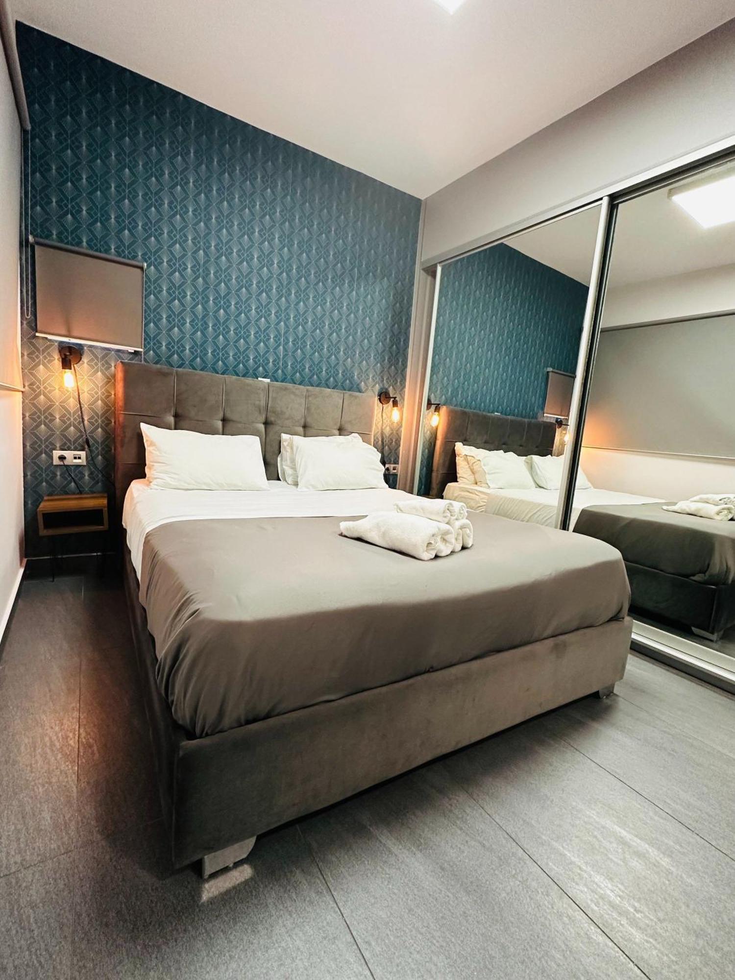Ermou Downtown Suites By Athens Urban Retreat Екстериор снимка