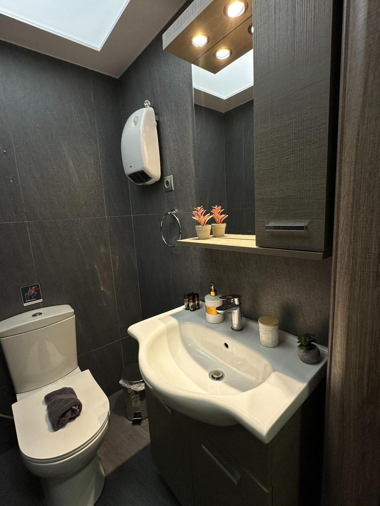 Ermou Downtown Suites By Athens Urban Retreat Екстериор снимка