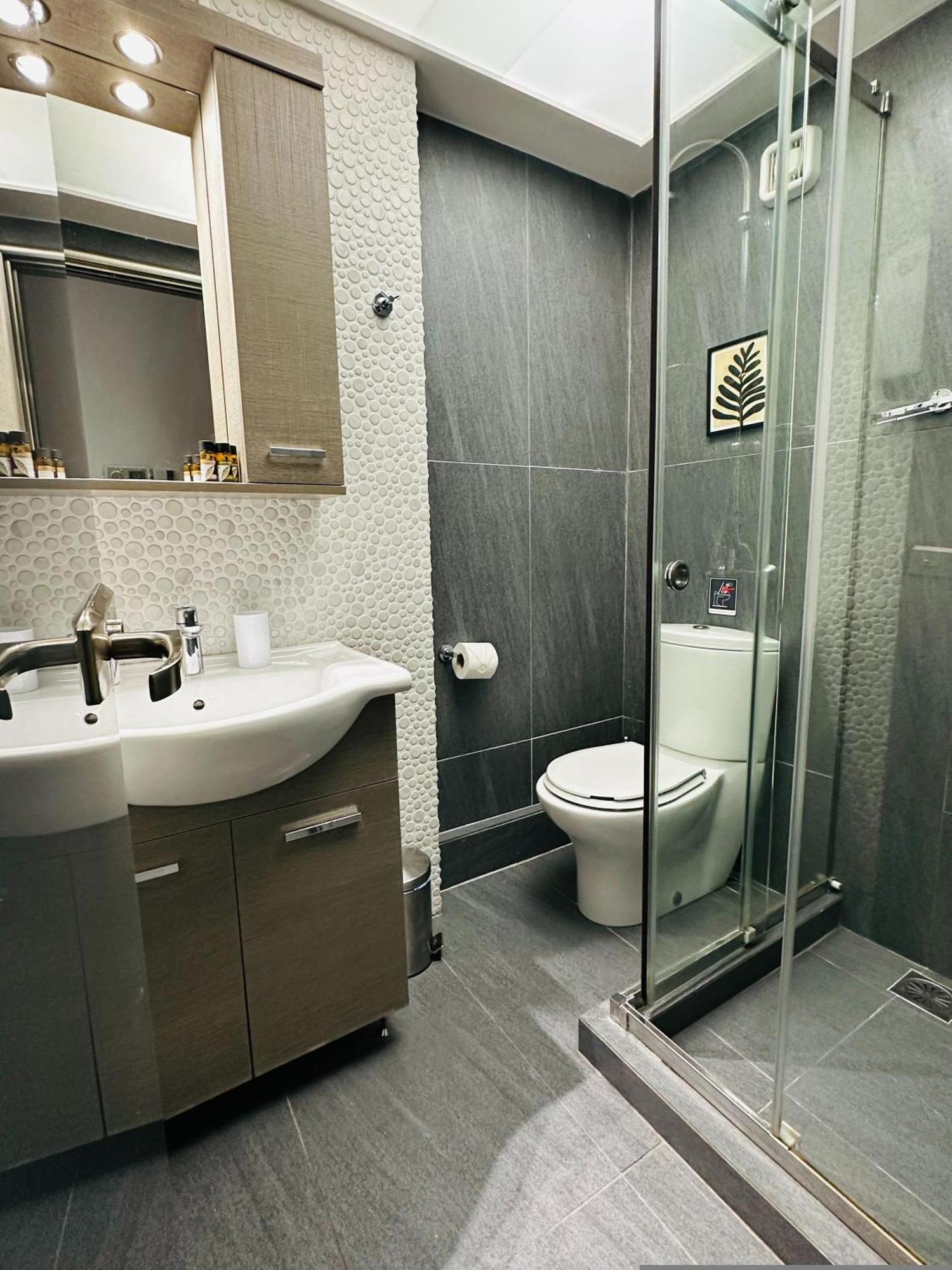 Ermou Downtown Suites By Athens Urban Retreat Екстериор снимка