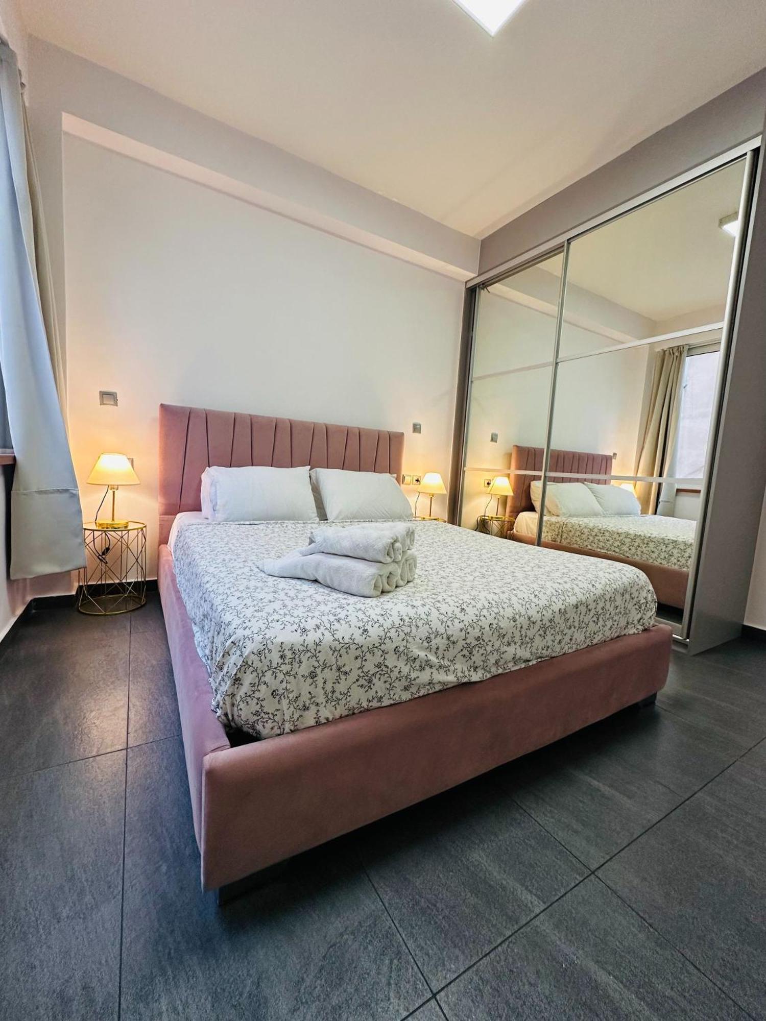 Ermou Downtown Suites By Athens Urban Retreat Екстериор снимка